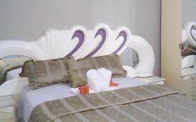 Bed And Breakfast Nine Miles Cultural Hangouts&tours